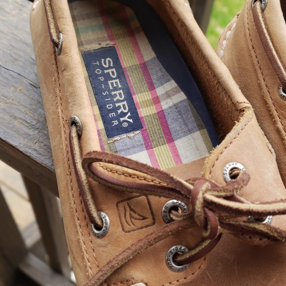 Sperry Shoes - Picture 3 of 4